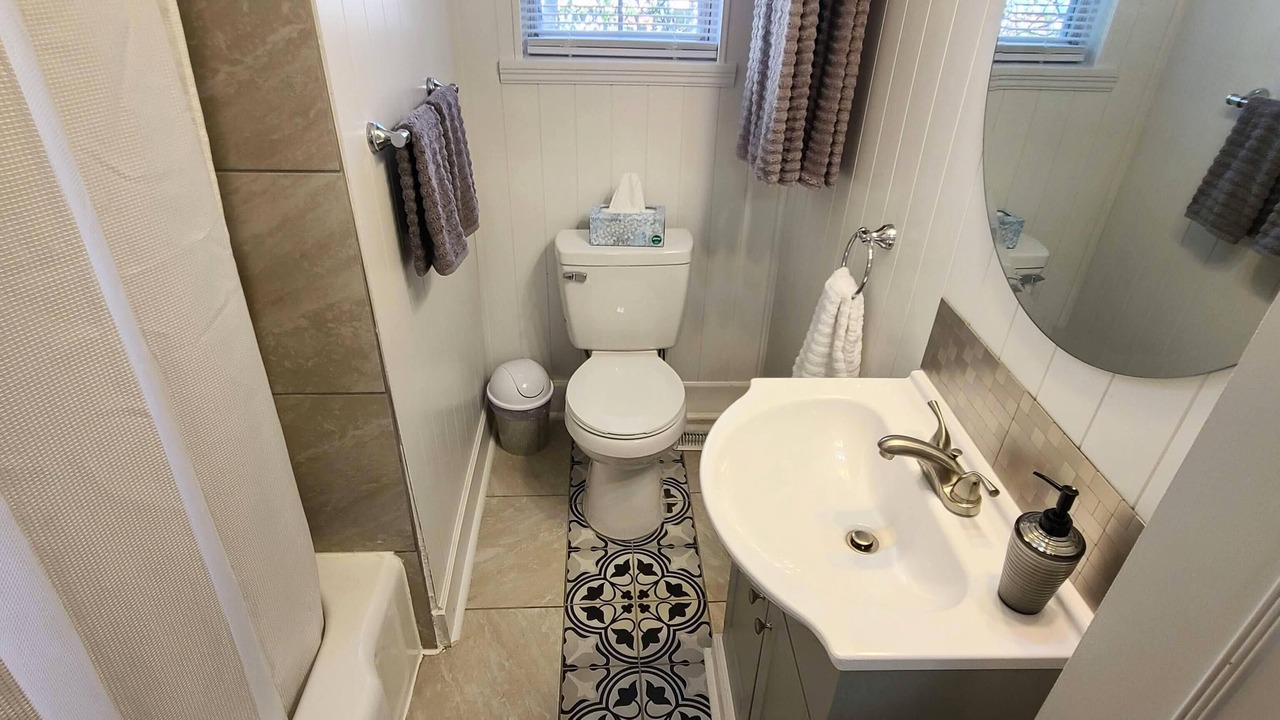 Photo of Bathroom in Midtown