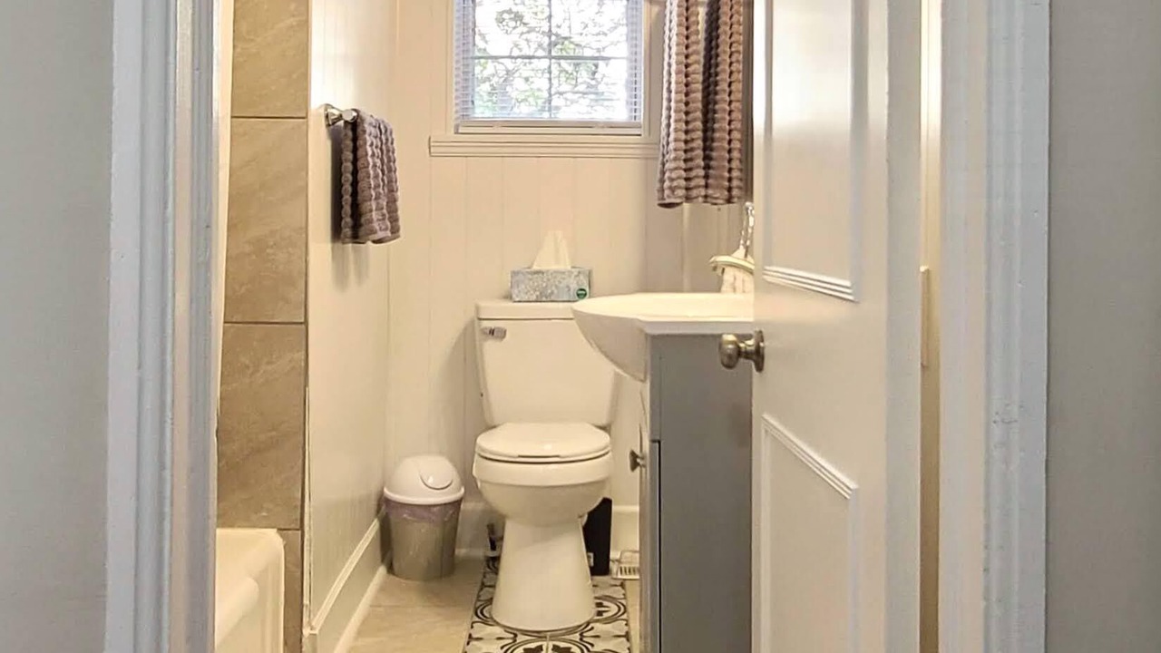 Photo of Bathroom in Midtown