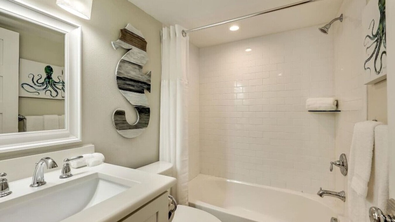 Photo of Bathroom in Siesta Key Village