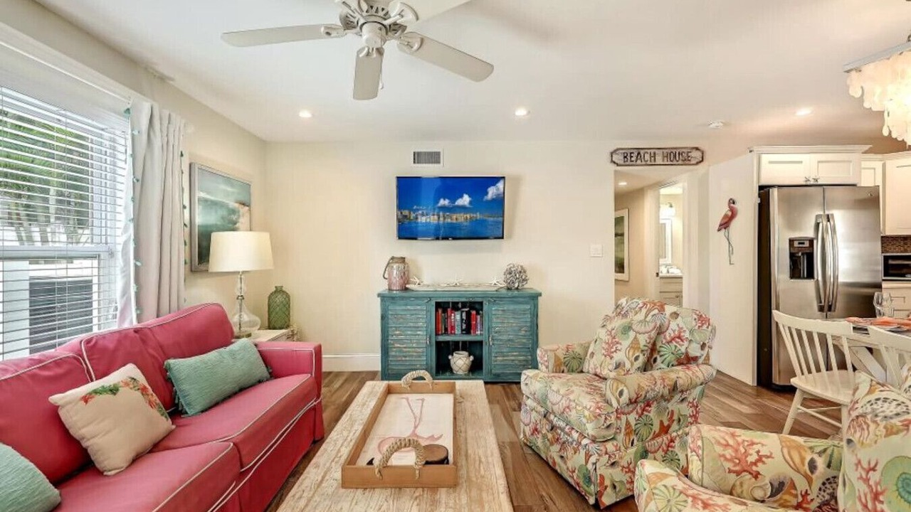 Photo of Livingroom in Siesta Key Village