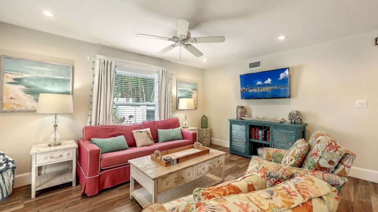 Photo of Livingroom in Siesta Key Village