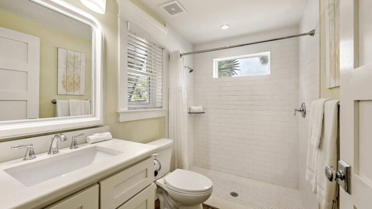 Photo of Bathroom in Siesta Key Village