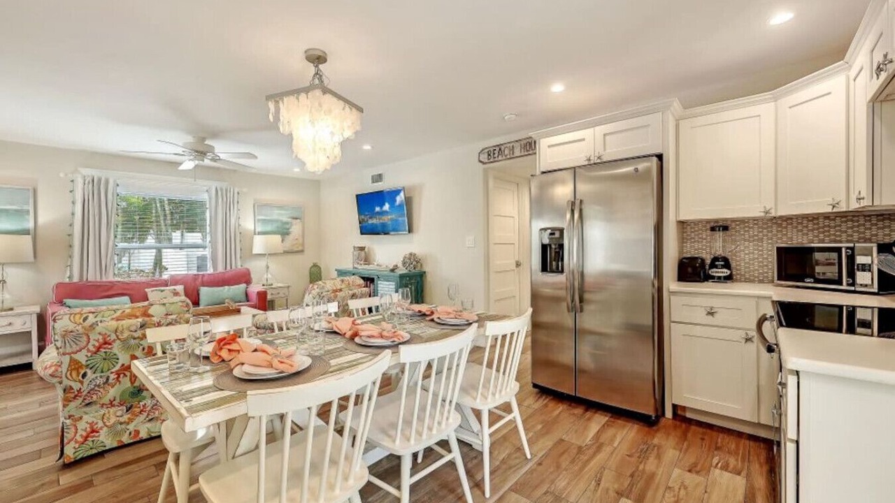 Photo of Kitchen in Siesta Key Village