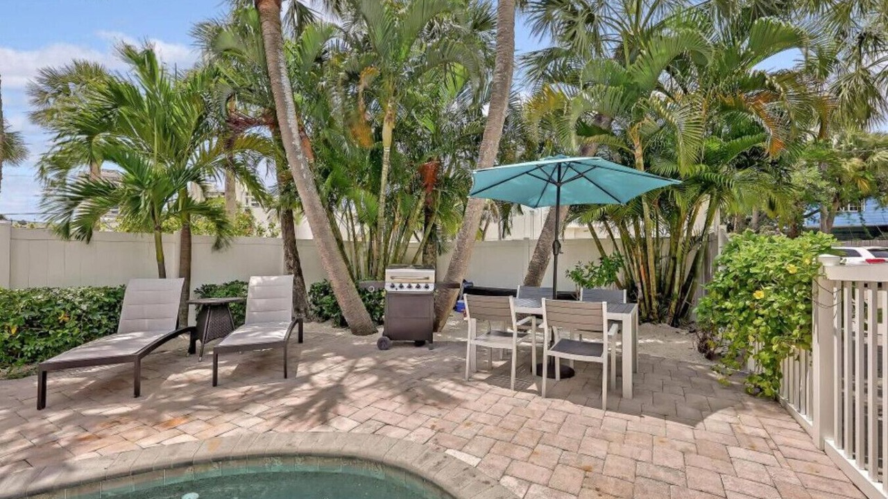 Photo of Outdoor in Siesta Key Village