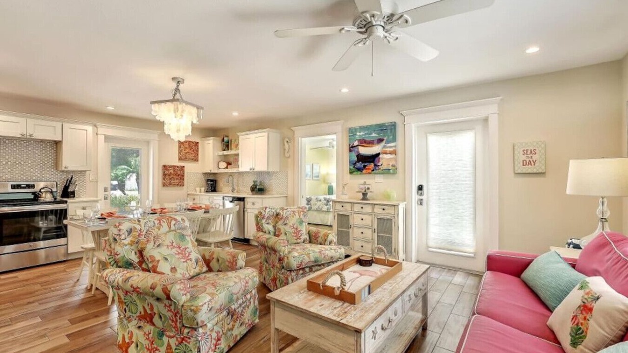 Photo of Livingroom in Siesta Key Village