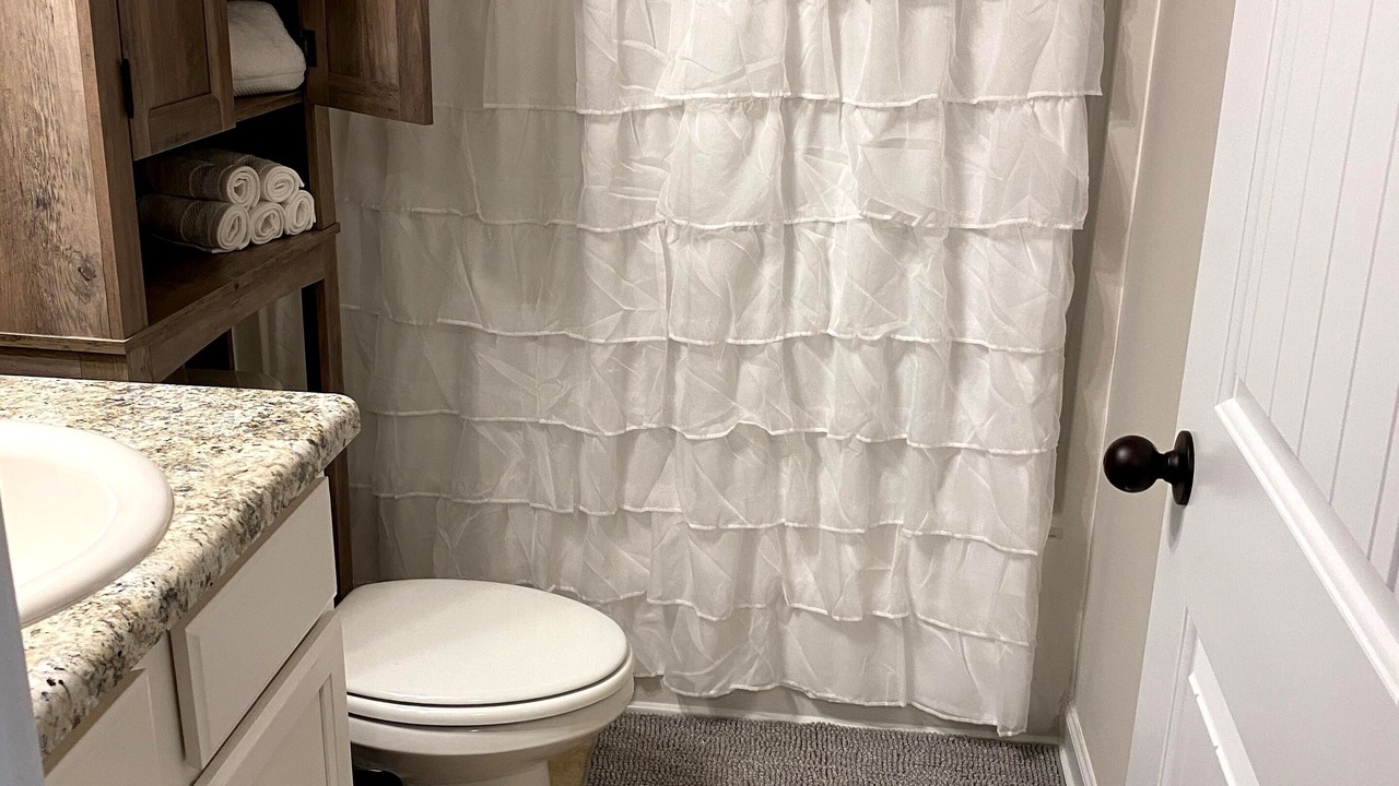 Photo of Bathroom in Riverdale