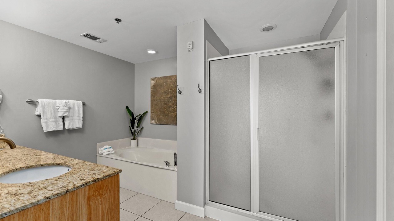 Photo of Bathroom in West Panama City Beach