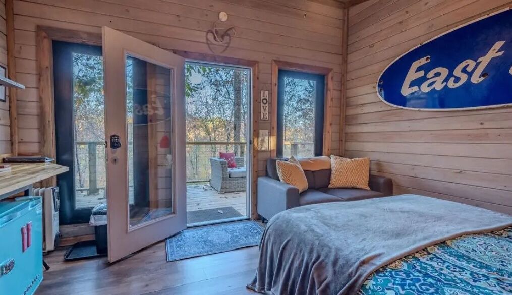 Photo of Bedroom in Albertville
