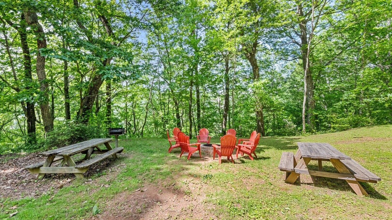 Photo of Outdoor in Maggie Valley