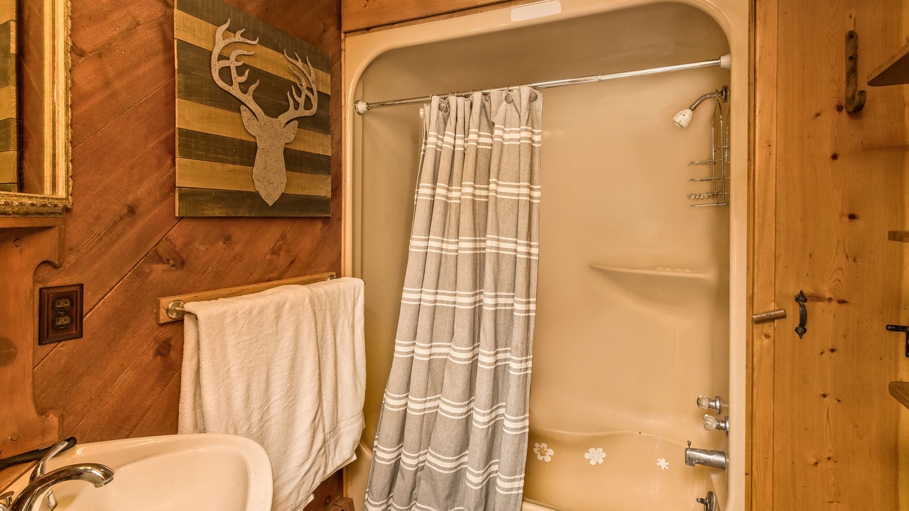 Photo of Bathroom in Clyde