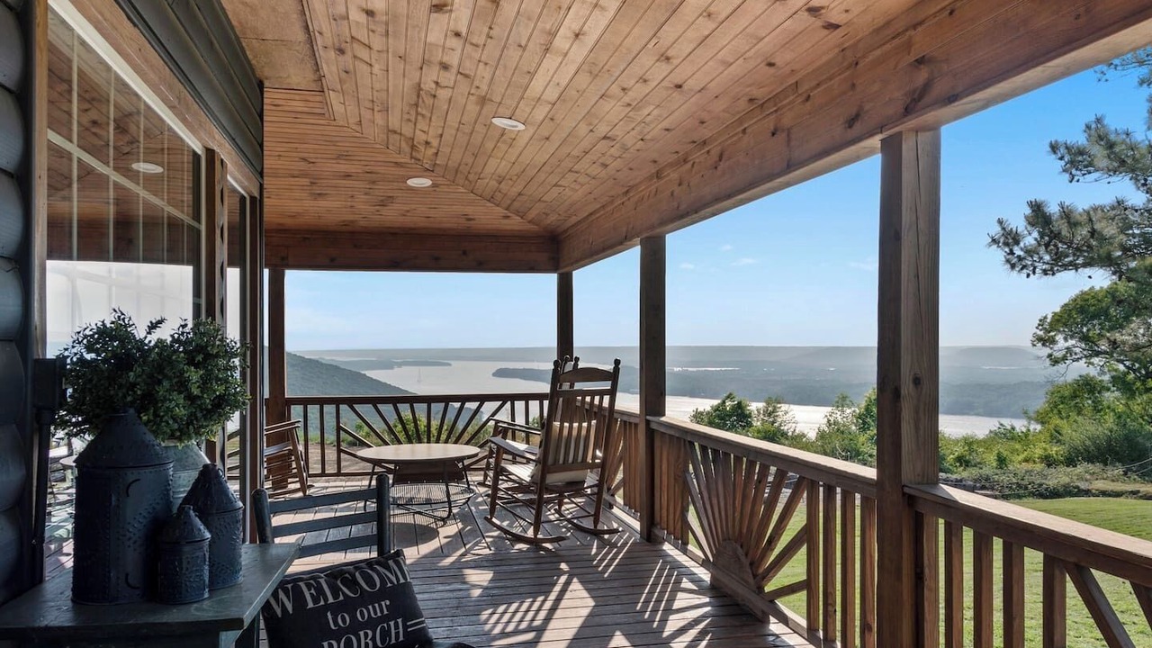 Photo of Outdoor in Section