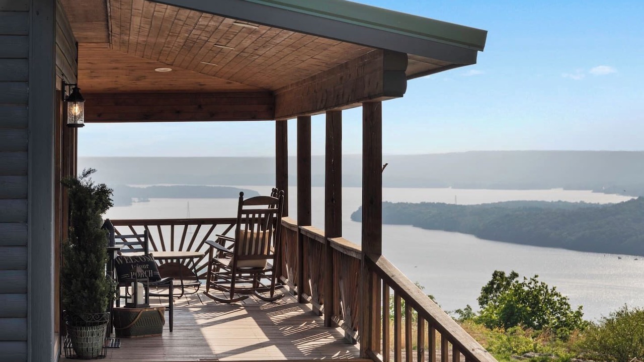 Photo of Patio Balcony in Section