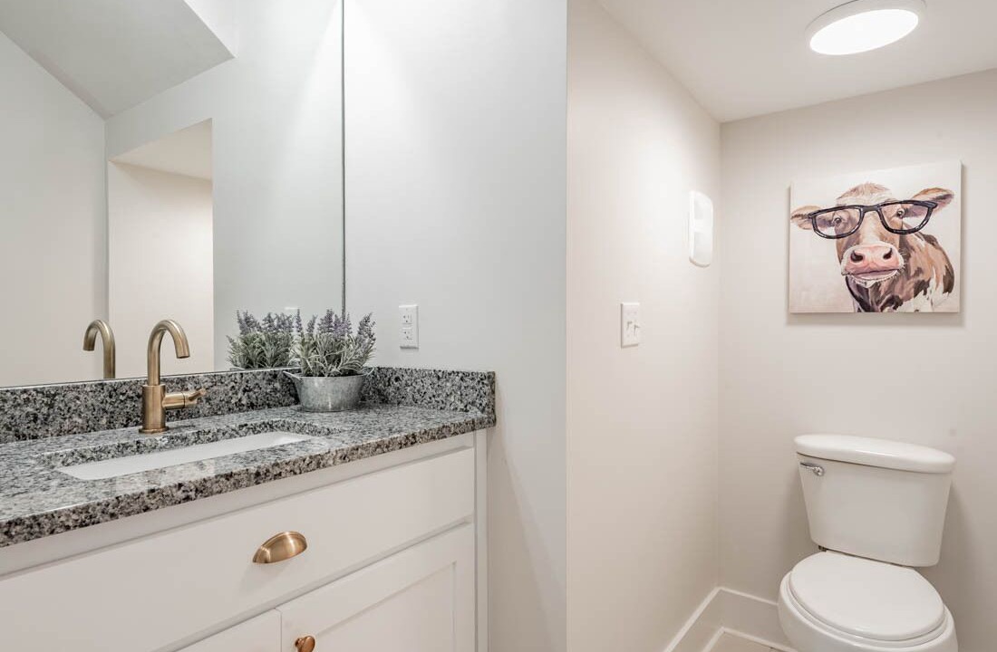 Photo of Bathroom in Guntersville