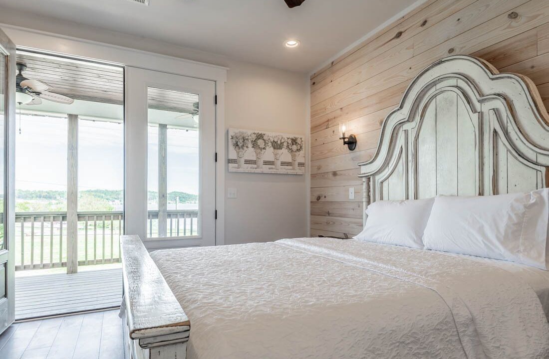 Photo of Bedroom in Guntersville