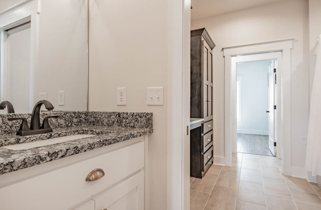 Photo of Bathroom in Guntersville
