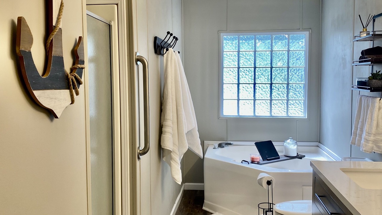 Photo of Bathroom in Milledgeville