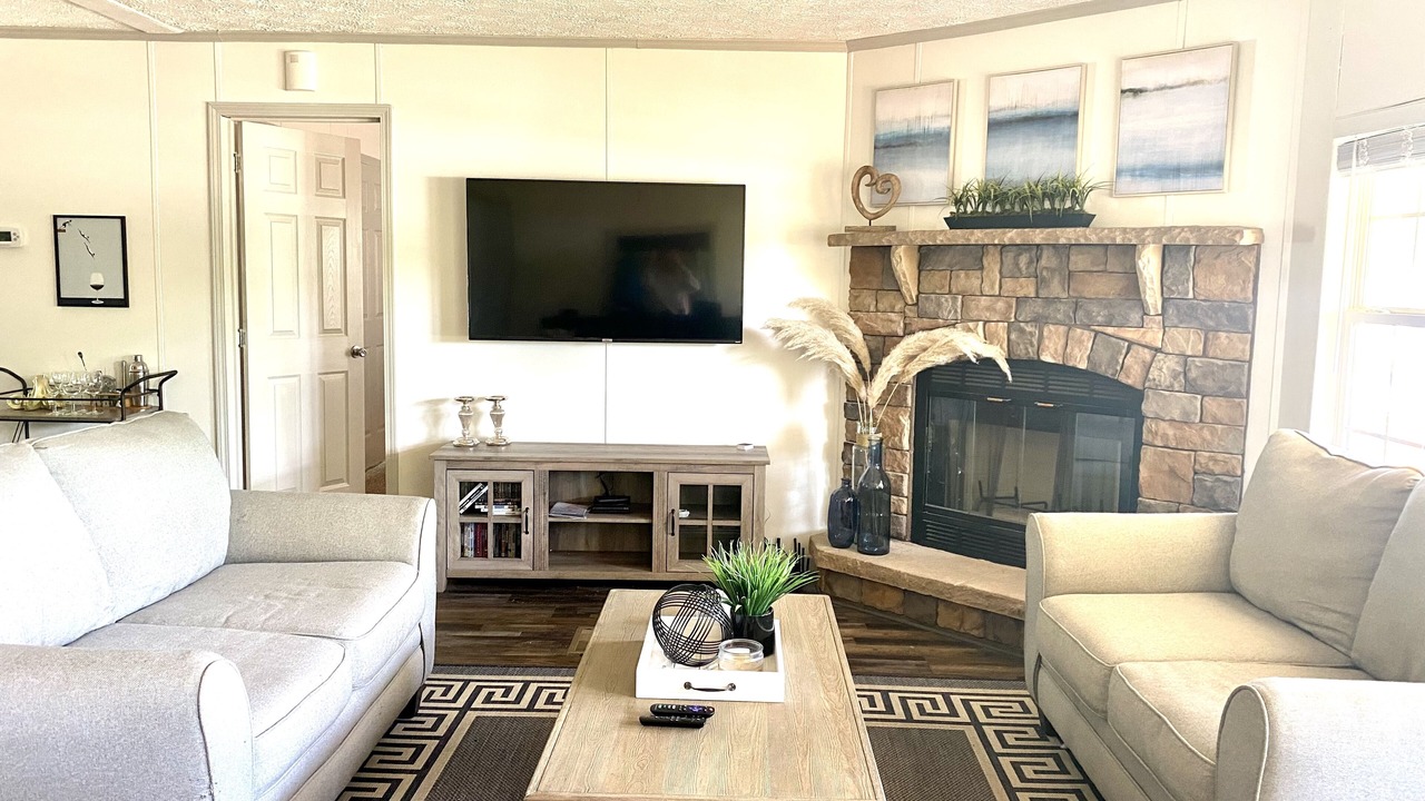 Photo of Livingroom in Milledgeville