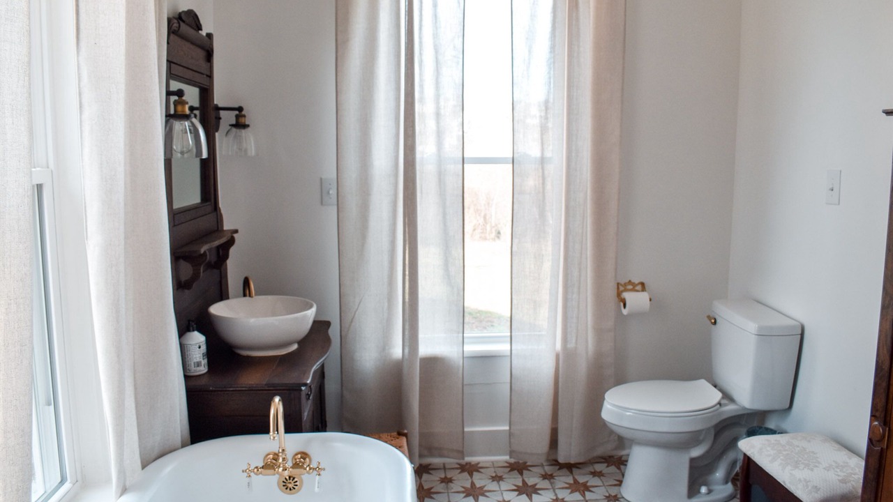 Photo of Bathroom in Boyds Creek