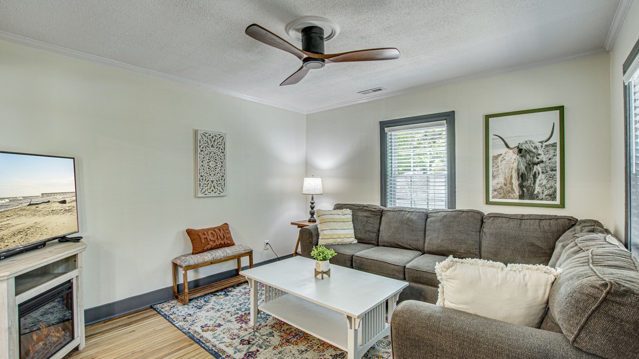 Photo of Livingroom in Ladson