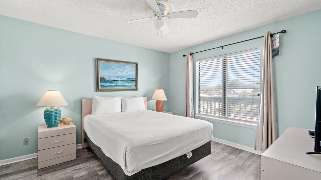 Photo of Bedroom in Laguna Beach