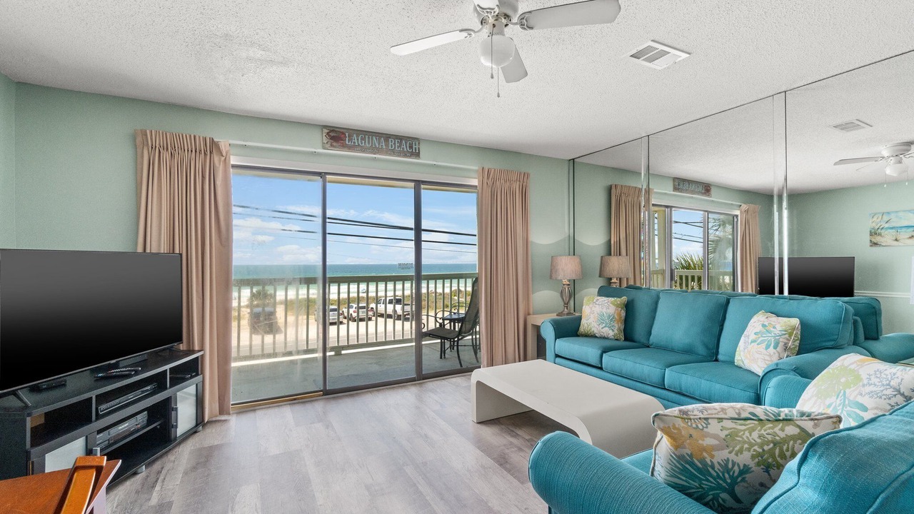 Photo of Livingroom in Laguna Beach