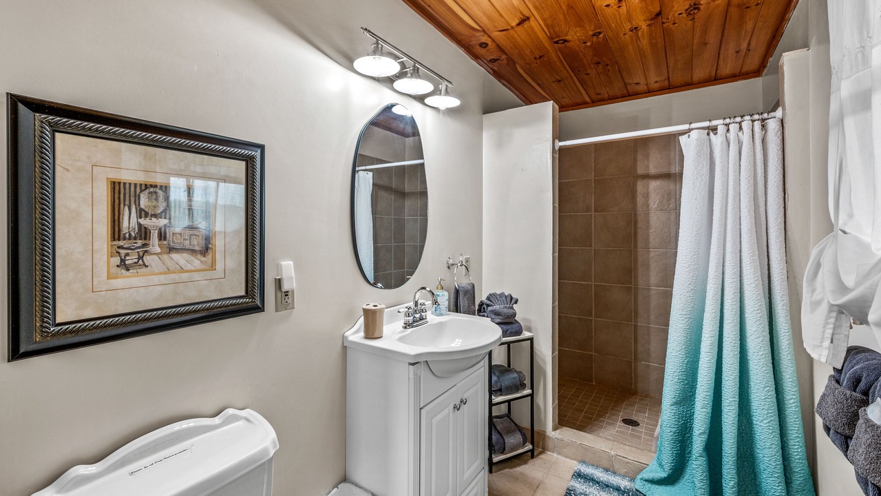 Photo of Bathroom in Sevierville