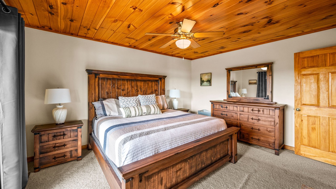 Photo of Bedroom in Sevierville