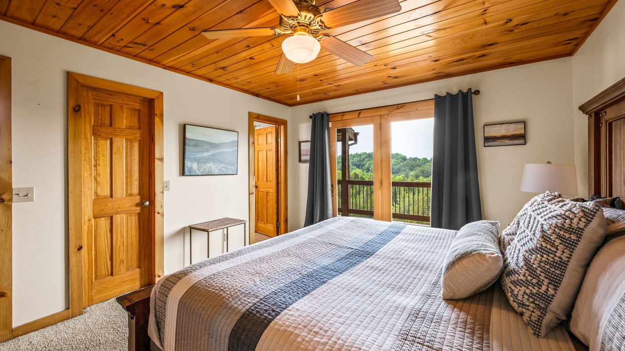 Photo of Bedroom in Sevierville