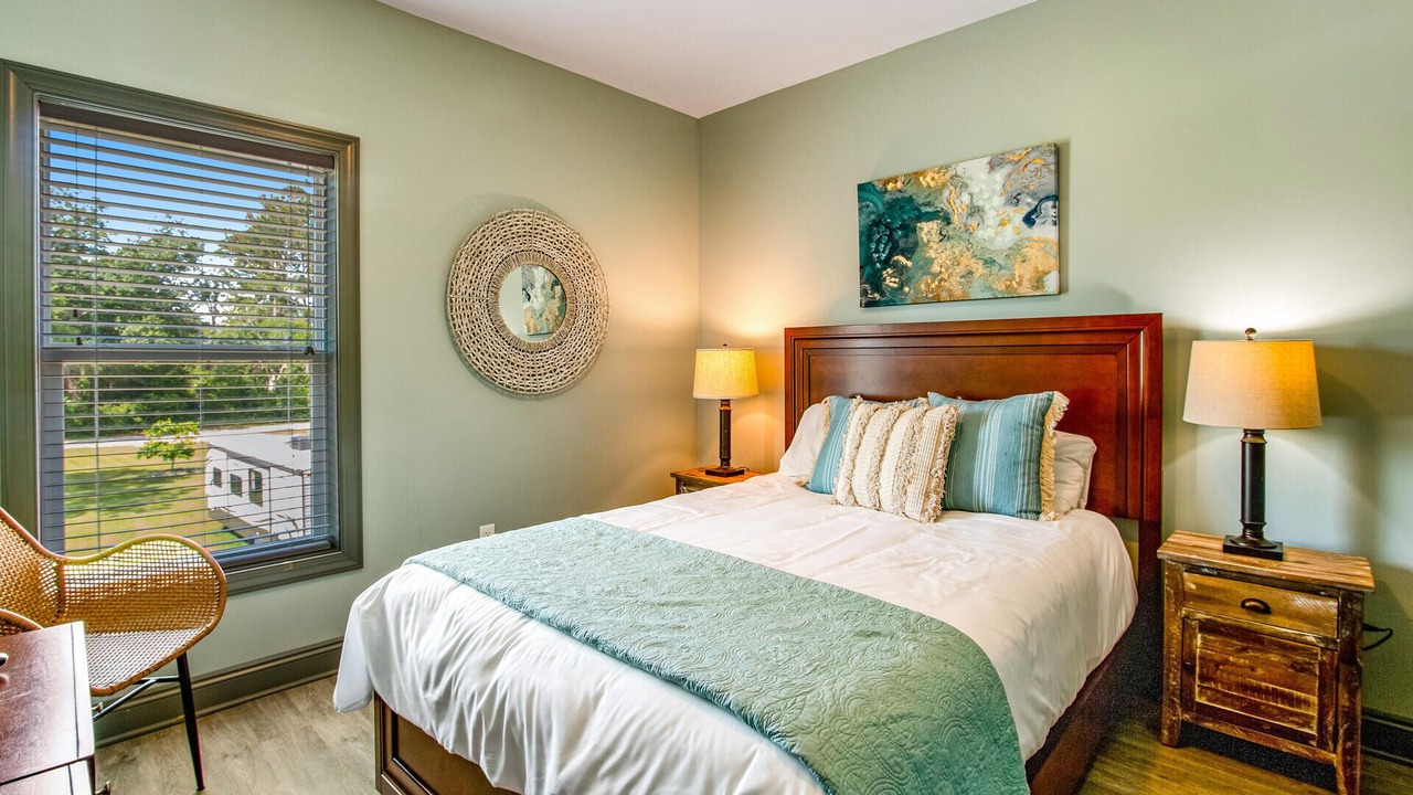 Photo of Bedroom in Gulf Shores