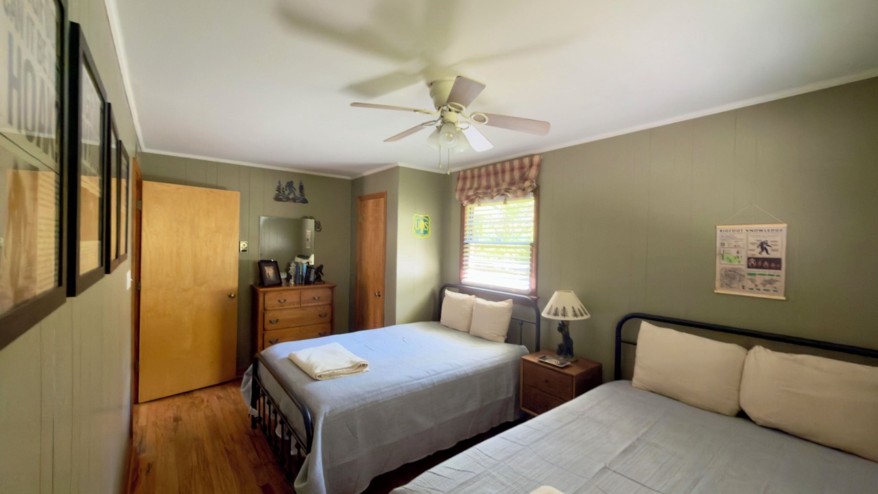 Photo of Bedroom in Maggie Valley