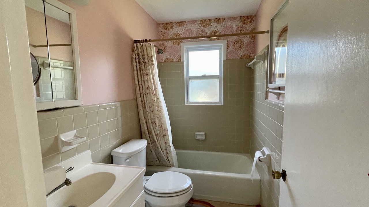 Photo of Bathroom in Jekyll Island