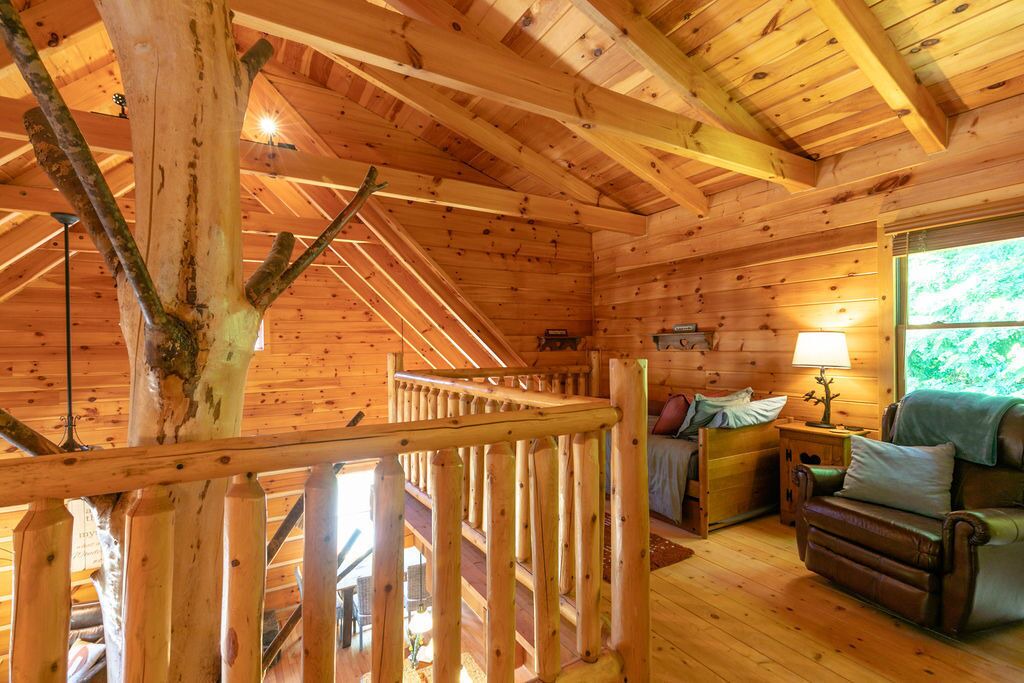 Photo of Livingroom in Hot Springs