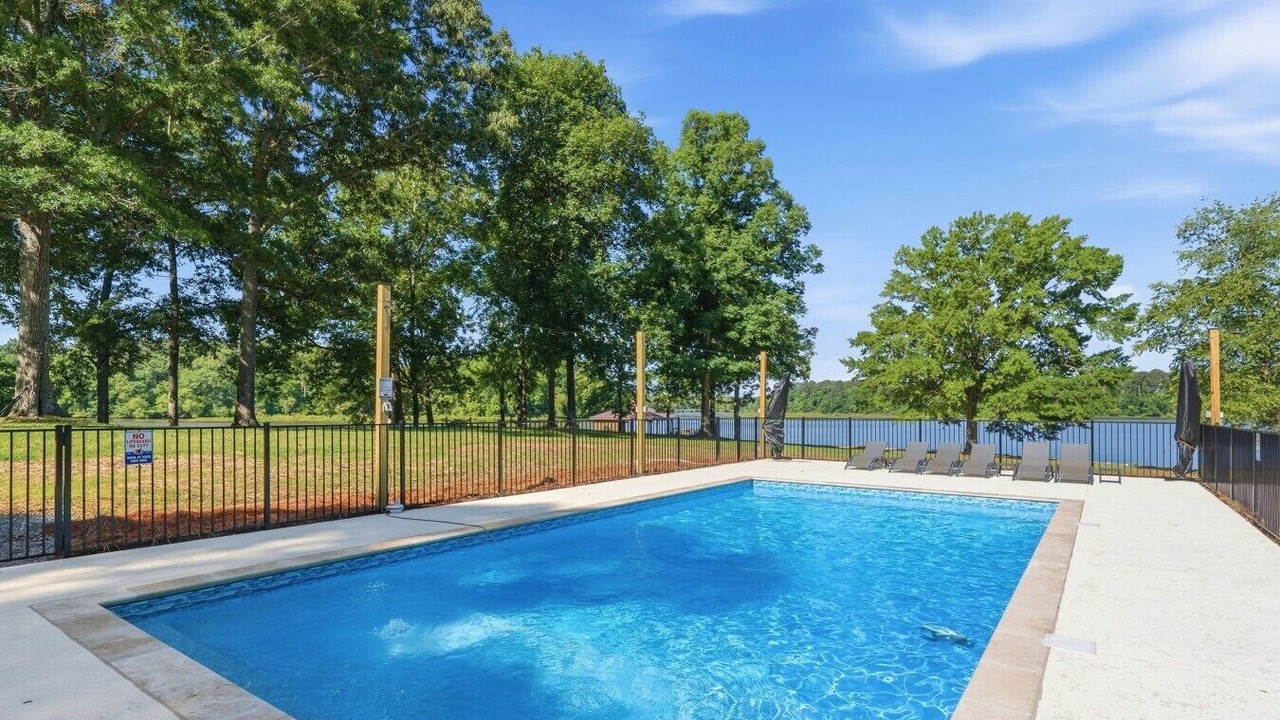 Photo of Others in Milledgeville