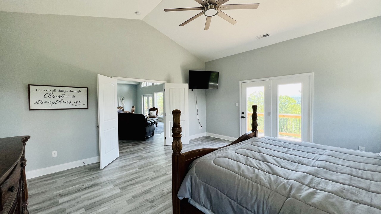 Photo of Bedroom in Dandridge