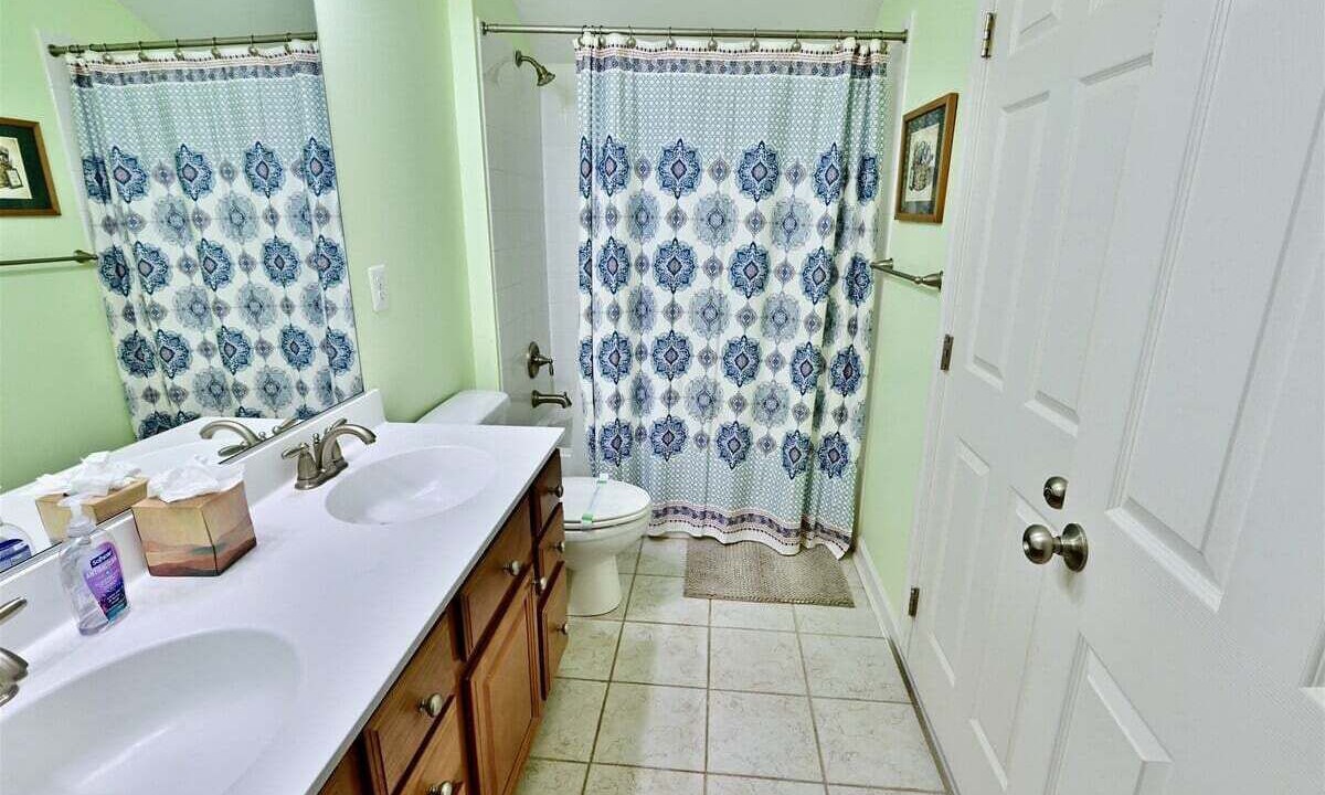 Photo of Bathroom in The Commons