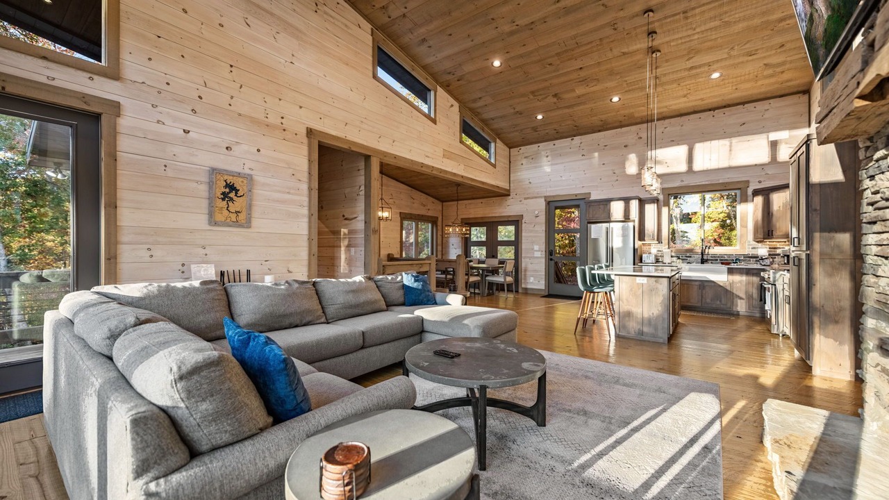 Photo of Livingroom in Morganton