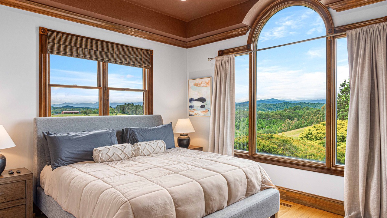 Photo of Bedroom in Marshall