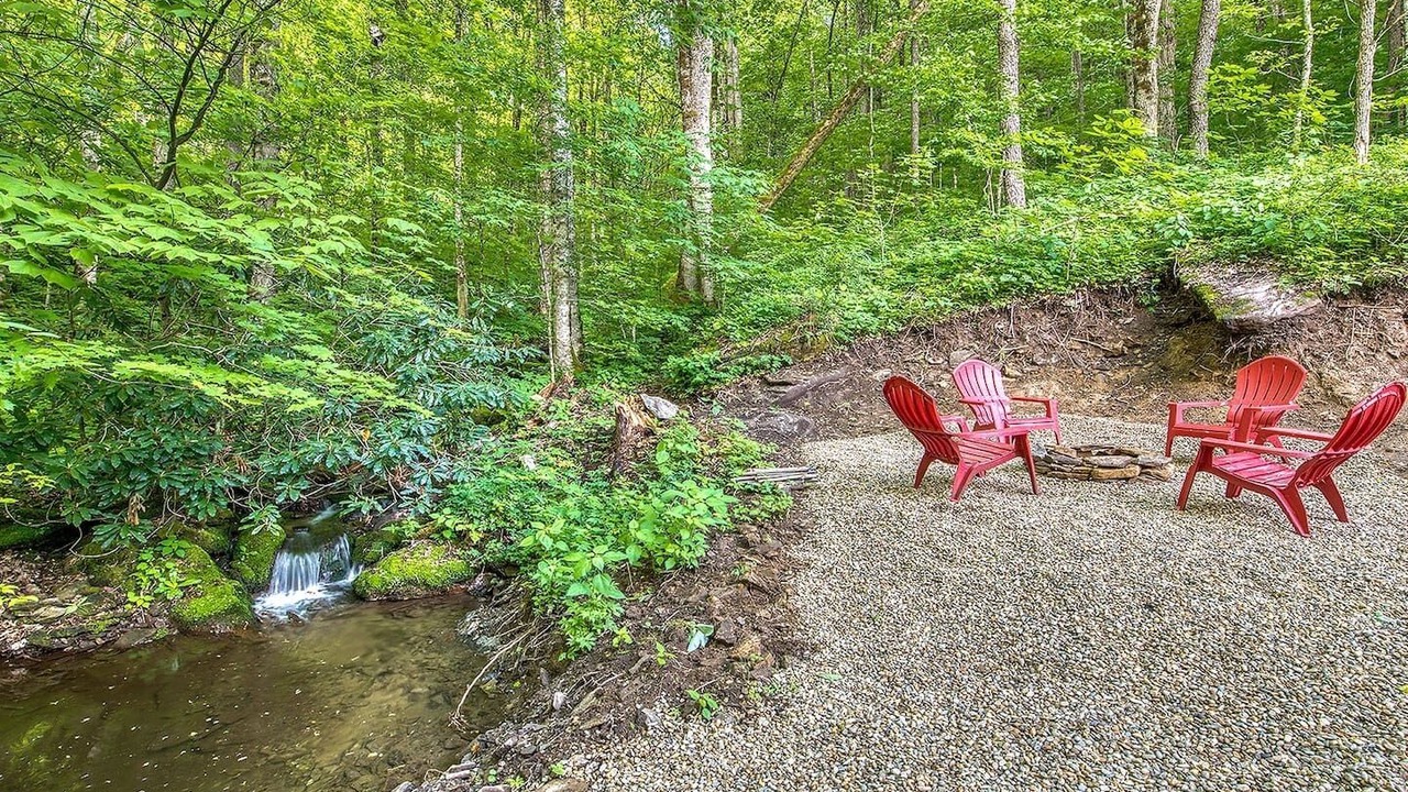 Photo of Outdoor in Maggie Valley