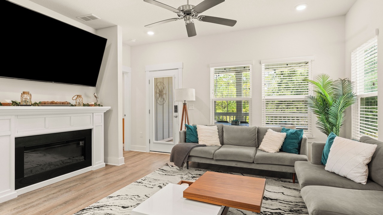 Photo of Livingroom in Ono Island