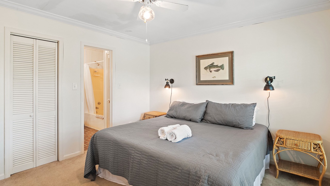 Photo of Bedroom in Crane Hill