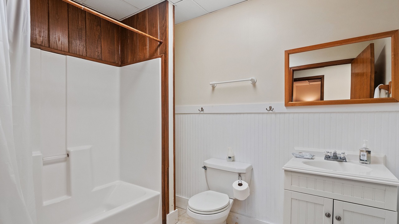 Photo of Bathroom in Crane Hill