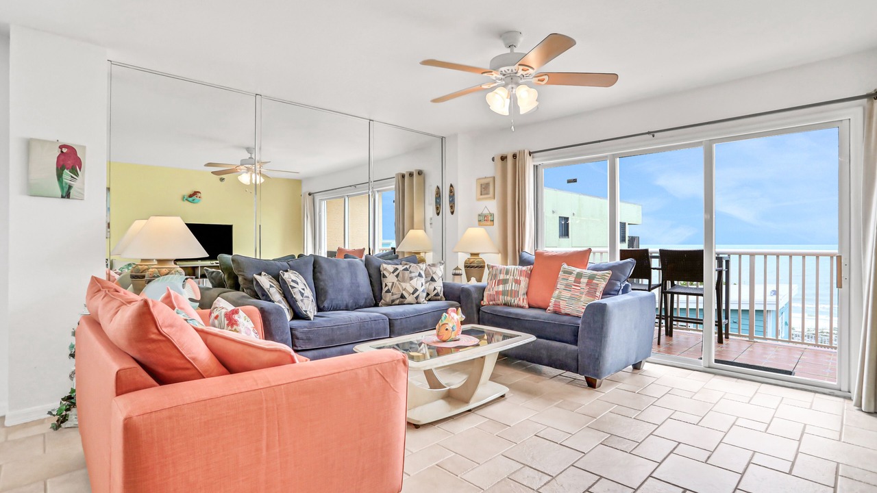 Photo of Livingroom in Independence Square