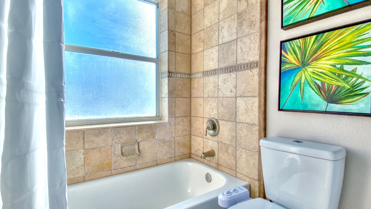 Photo of Bathroom in Independence Square