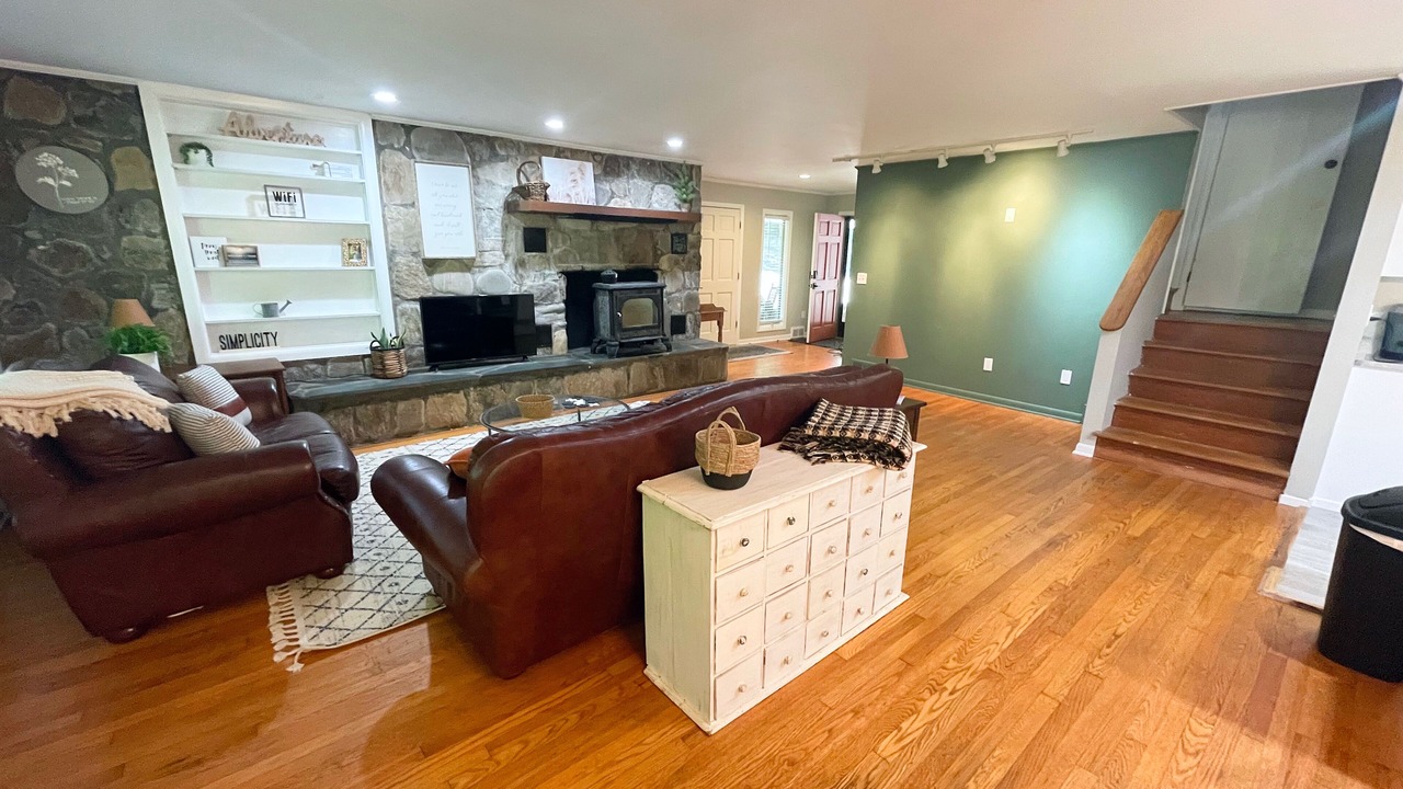 Photo of Livingroom in Waynesville