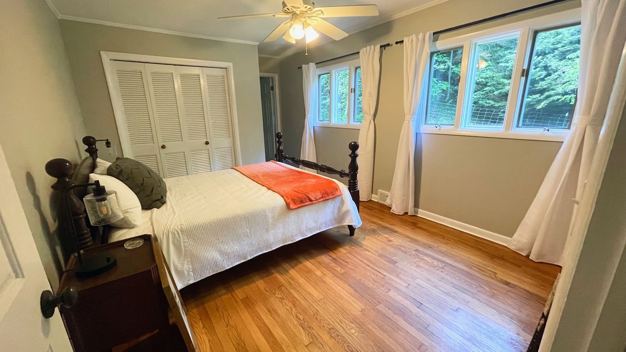 Photo of Bedroom in Waynesville