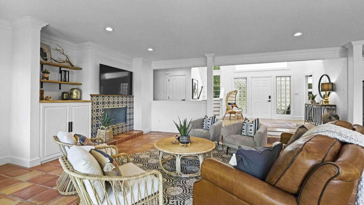 Photo of Livingroom in Mooresville