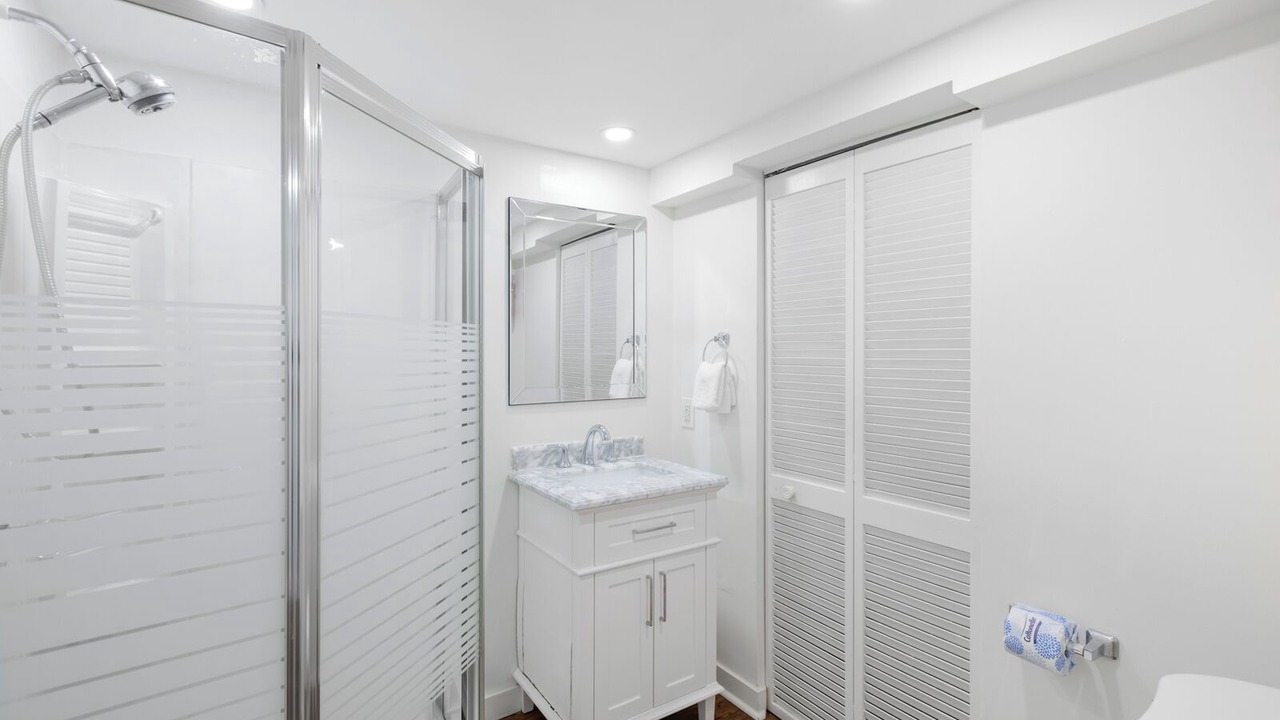 Photo of Bathroom in Sunnyside
