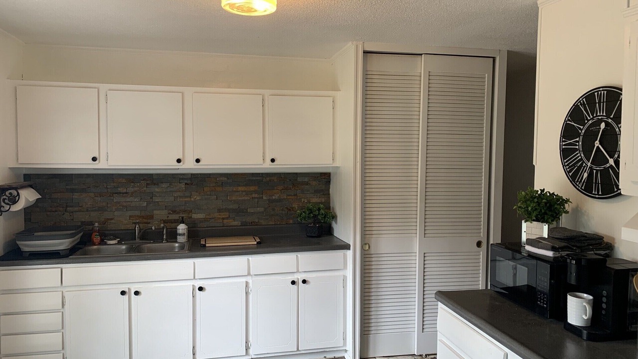 Photo of Kitchen in Guntersville