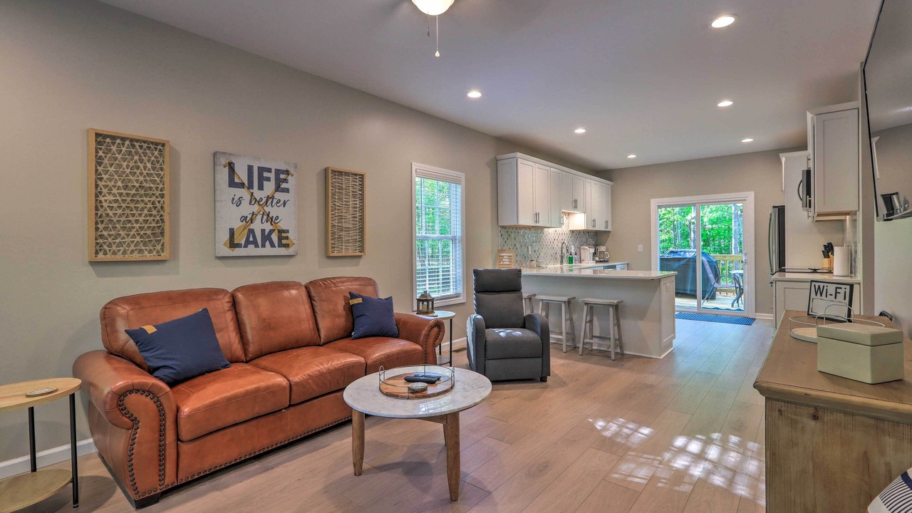 Photo of Livingroom in Milledgeville