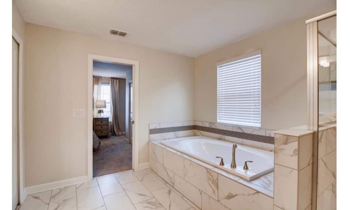 Photo of Bathroom in Davenport